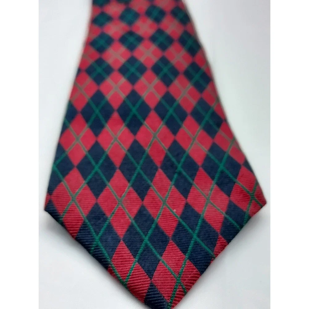 Chaps Ralph Lauren Mens Silk Tie Red Navy Blue Argyle Diamond Pattern T072